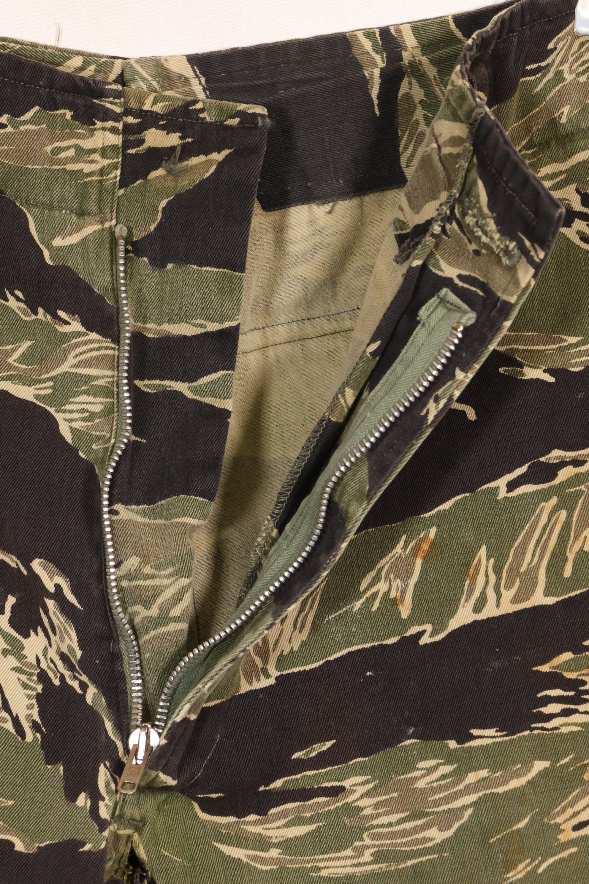Mid-1960s Okinawa Tiger Pattern US Cut Modified Tiger Stripe Pants Used