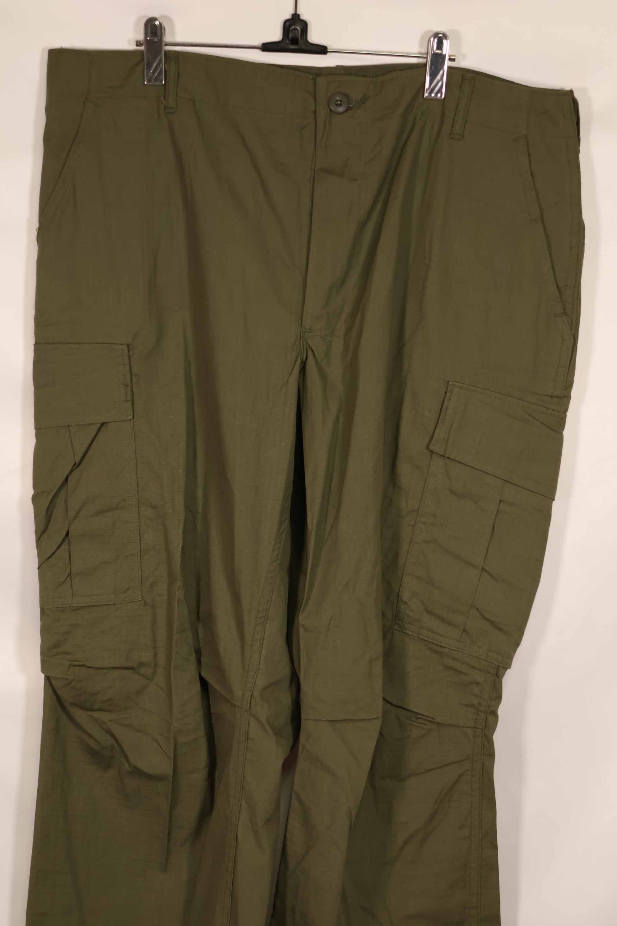 Real 1969 4th Model Jungle Fatigue Pants L-R Deadstock