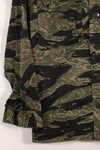1960s US-M Silver Tiger Tiger Stripe shirt, little worn, good condition, used.