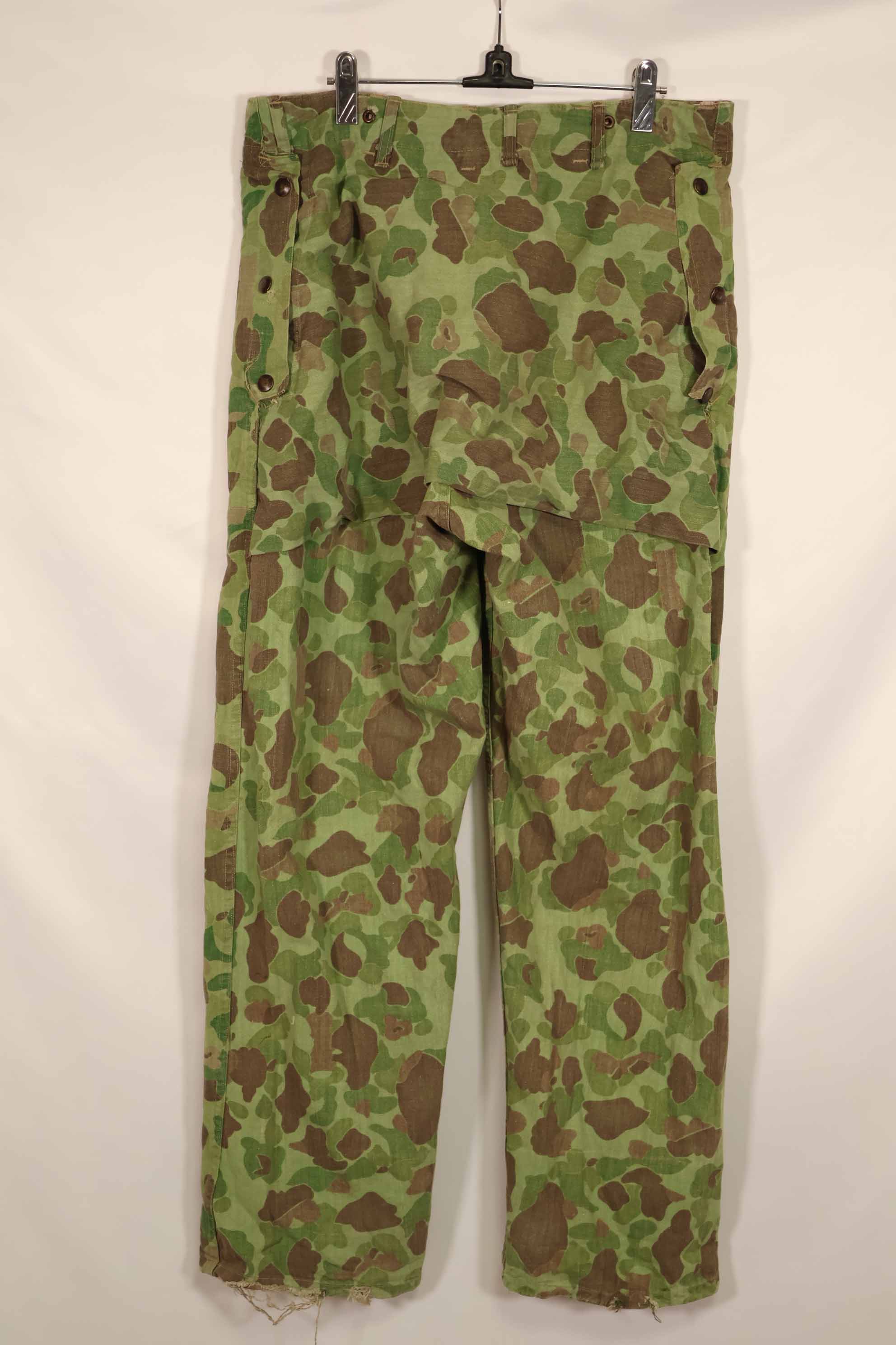 Real 1940s WWII U.S. Marine Corps P44 grogskin camouflage pants, used.