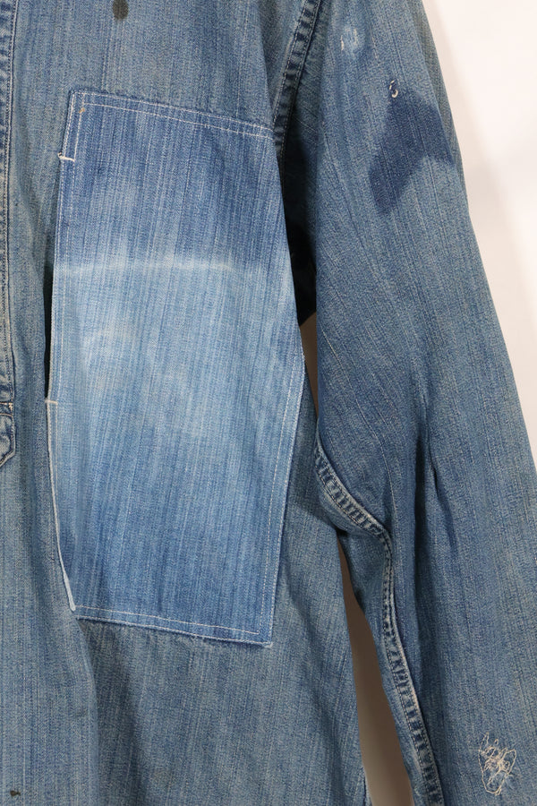 1930s U.S. Army denim pullover shirt, 3 buttons, used.