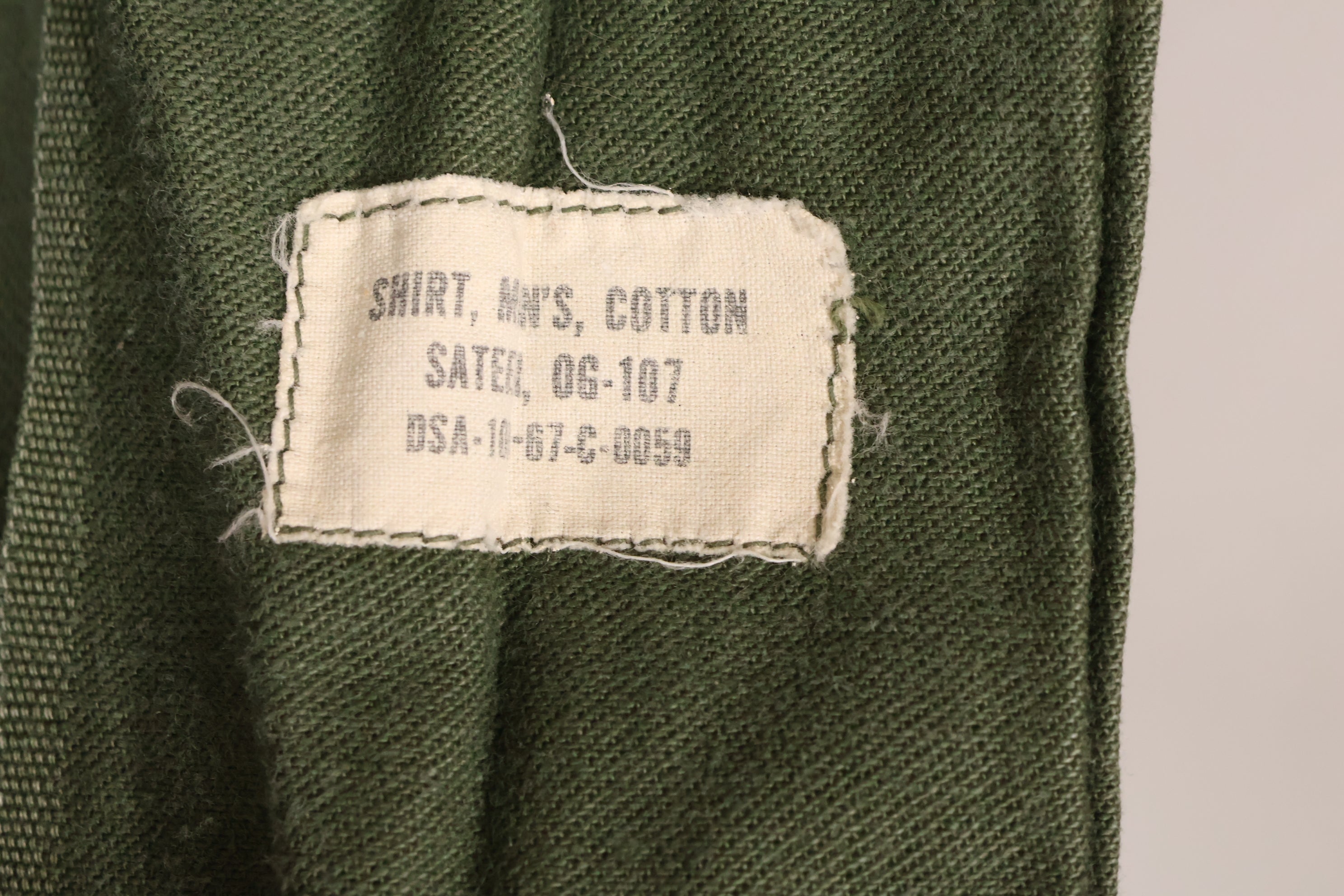 1967 Contract US Navy OG-107 Utility Shirt Engineering Corps SEABEES Identical Owner A