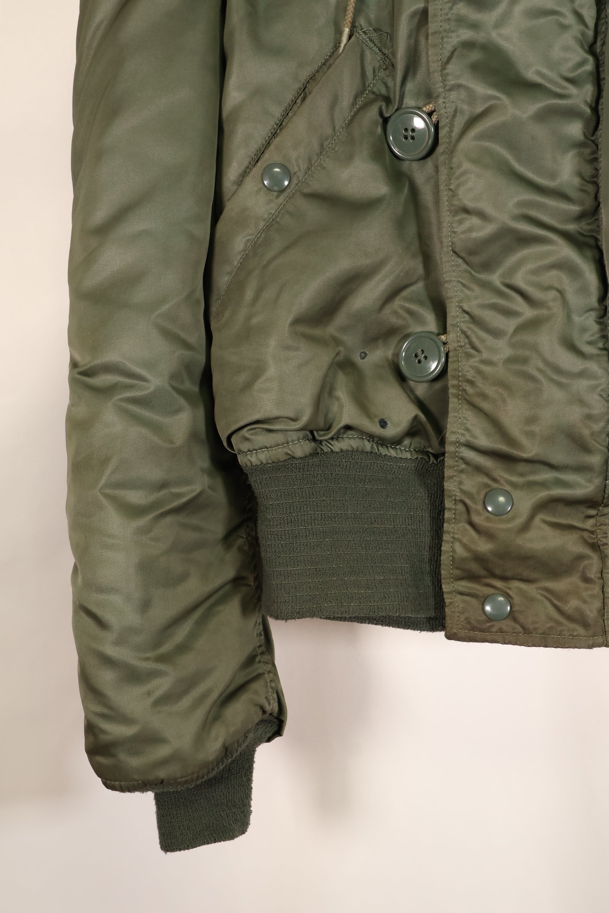 Late 1980s, MEDIUM, Civilian Use, Made by Alpha Industries, N2-B Flight Jacket, Used