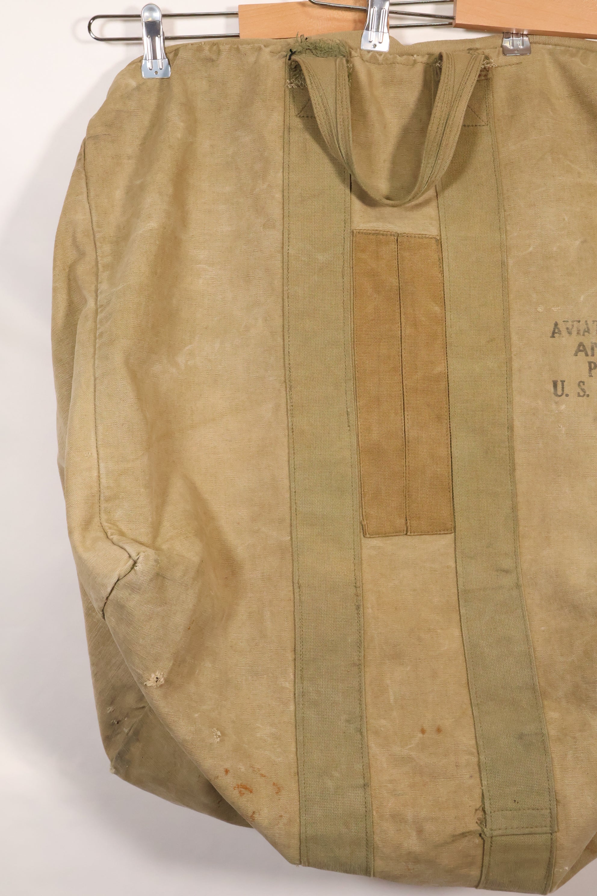 1940s U.S. Army Air Corps USAAF Pilot Kit Bag, used.