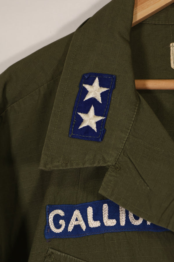 Actual 1968 4th Model Jungle Fatigue Jacket with Major General Rank insignia Walter T. Galligan