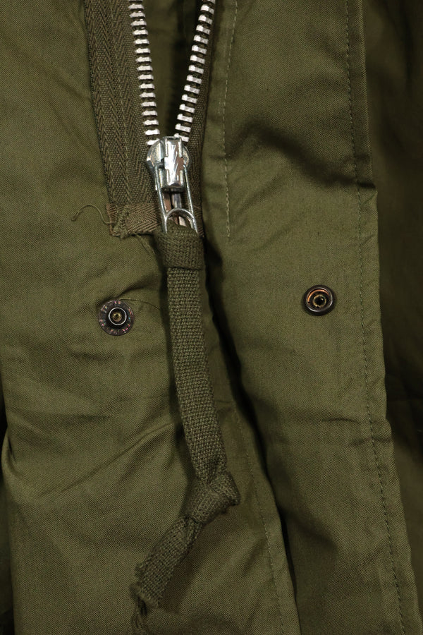 1970 Contract M-R Deadstock US Army M65 Field Parka, aluminum zipper, long term storage.