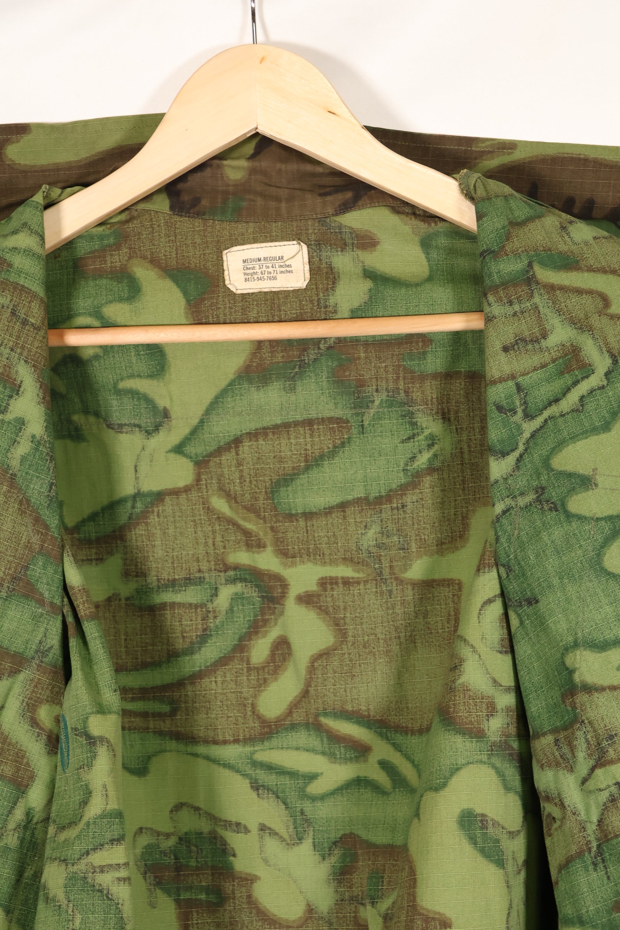 1969 Contract M-R Ripstop ERDL Camouflage Jungle Fatigue Jacket in good used condition