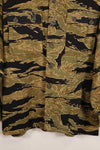 Late 1960s US-M Gold Tiger Tiger Stripe US-cut shirt, in good condition