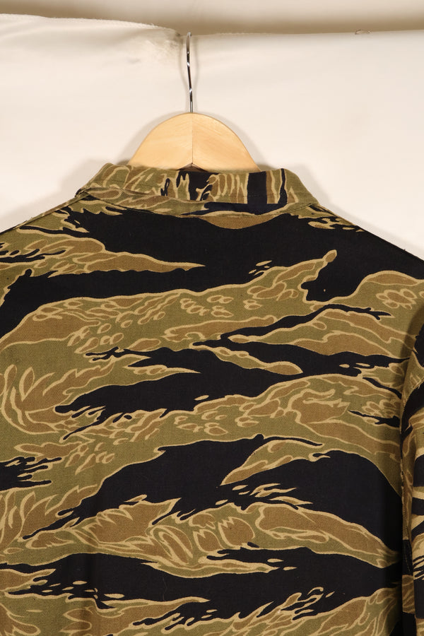 Late 1960s US-M Gold Tiger Tiger Stripe US-cut shirt, in good condition
