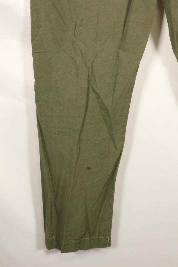 Late 1960s U.S. Army OG-107 Poplin fabric utility pants, used.