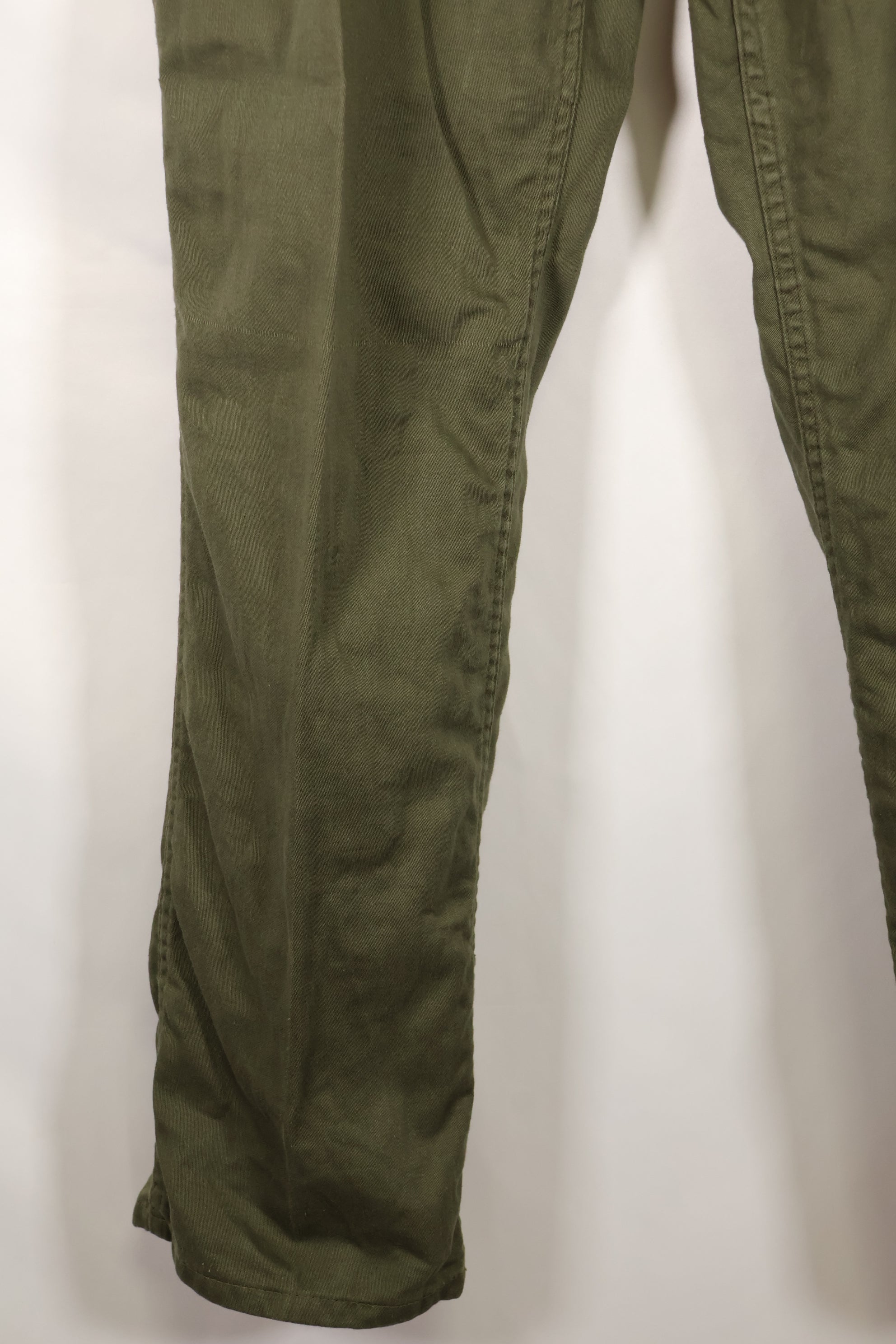 Late 1960s-70s lot, presumed PX item, 36 x 32 OG-107 utility pants, baker pants, used.
