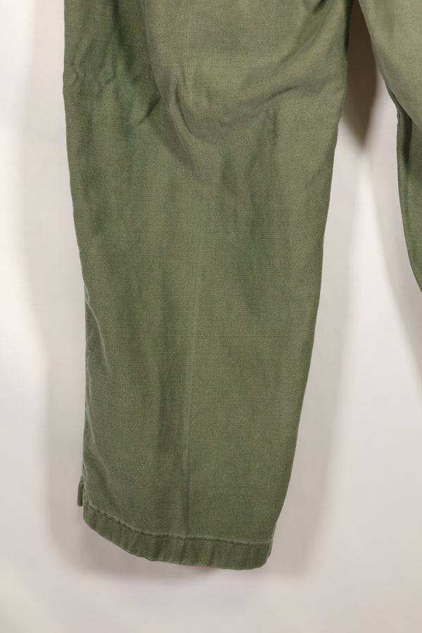1961 contract, estimated size 36 OG-107 utility pants, baker pants, used.