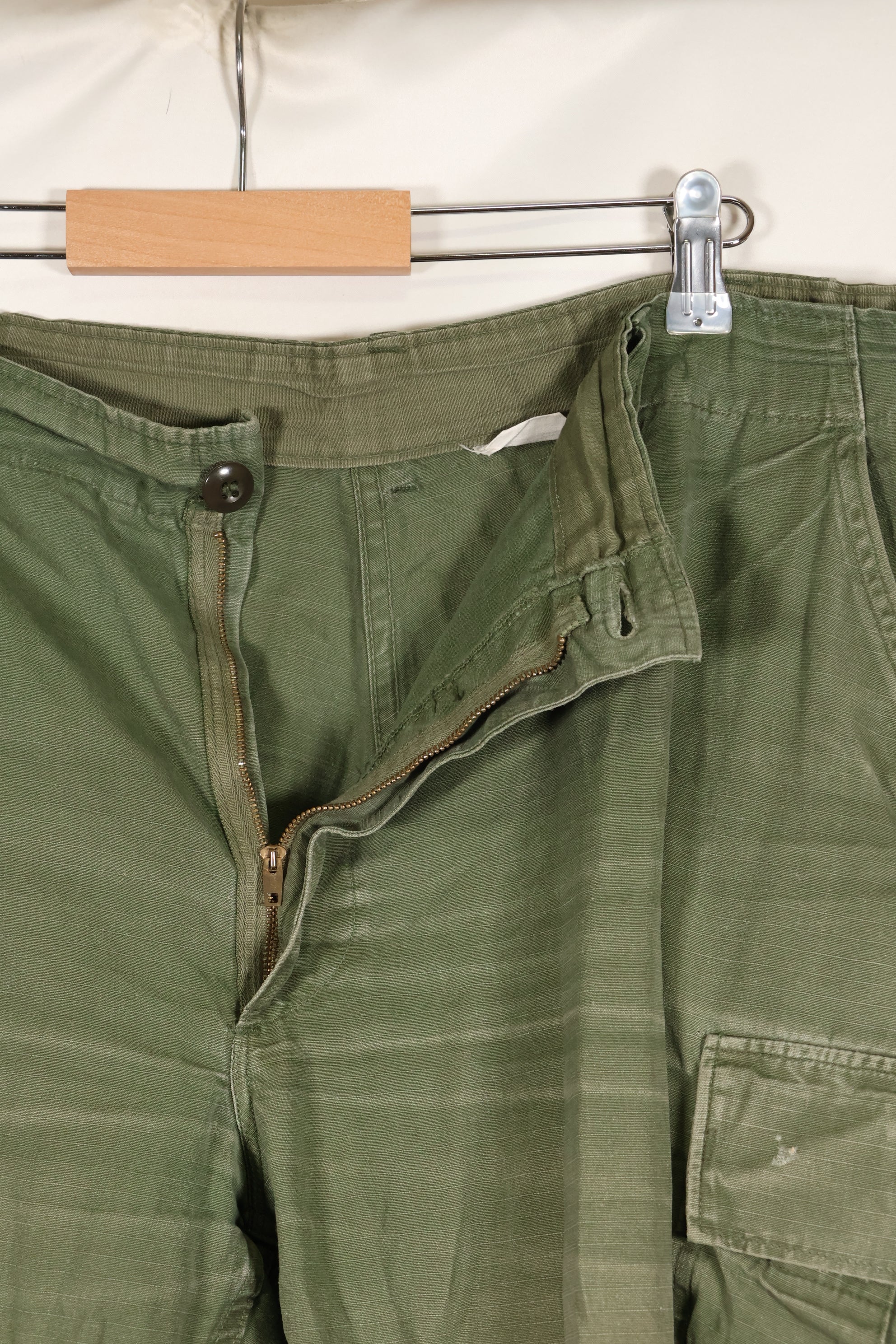 1969 Contract X-L-R 4th Model Jungle Fatigue Pants, used, largest size, rare.