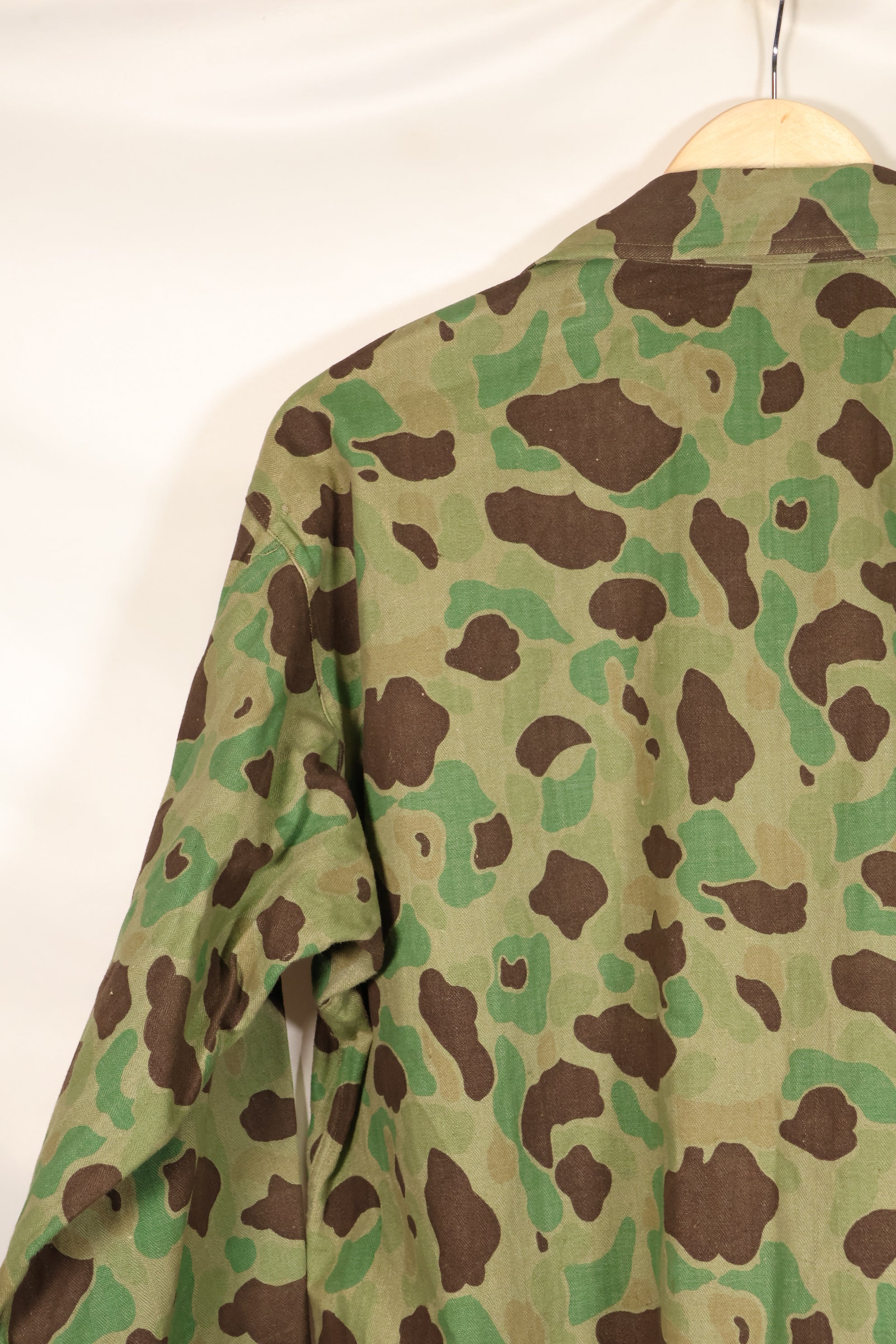 1940s-early 50s Japanese frogskin camouflage tailored jacket, HBT fabric, beautiful, used.