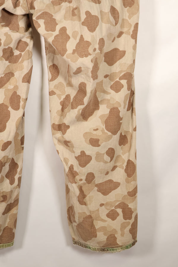 1940's P-44 frogskin camouflage pants USMC, faded, scratched, used.