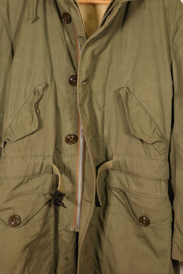 1940s MEDIUM M-1947 Field Parka, Army/Marine Corps, Shows Signs of Wear, Used