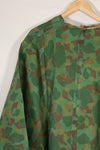 Real 1944 USMC frogskin camouflage rubberized rain poncho, good condition, used.