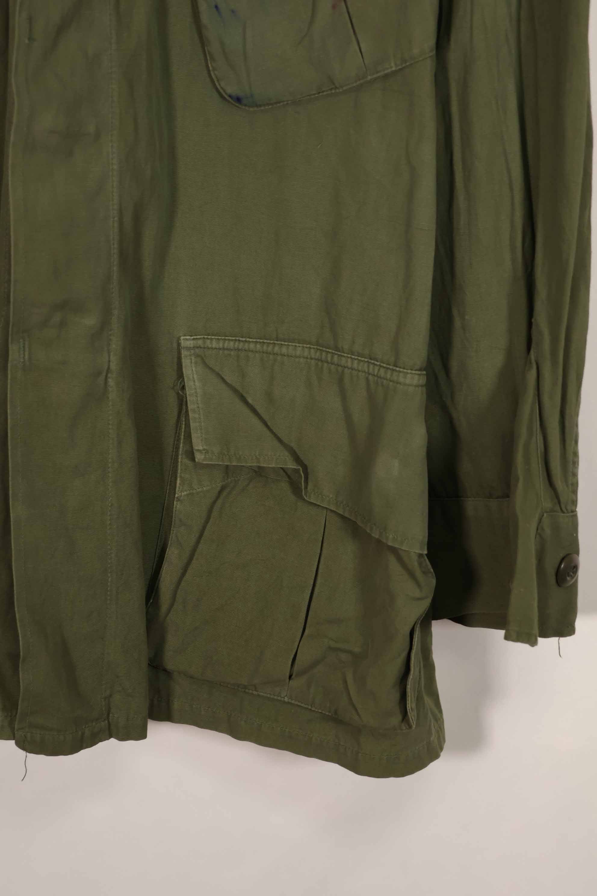 Real 3rd Model Jungle Fatigue Jacket M-S, manufactured circa 1966-67, used.