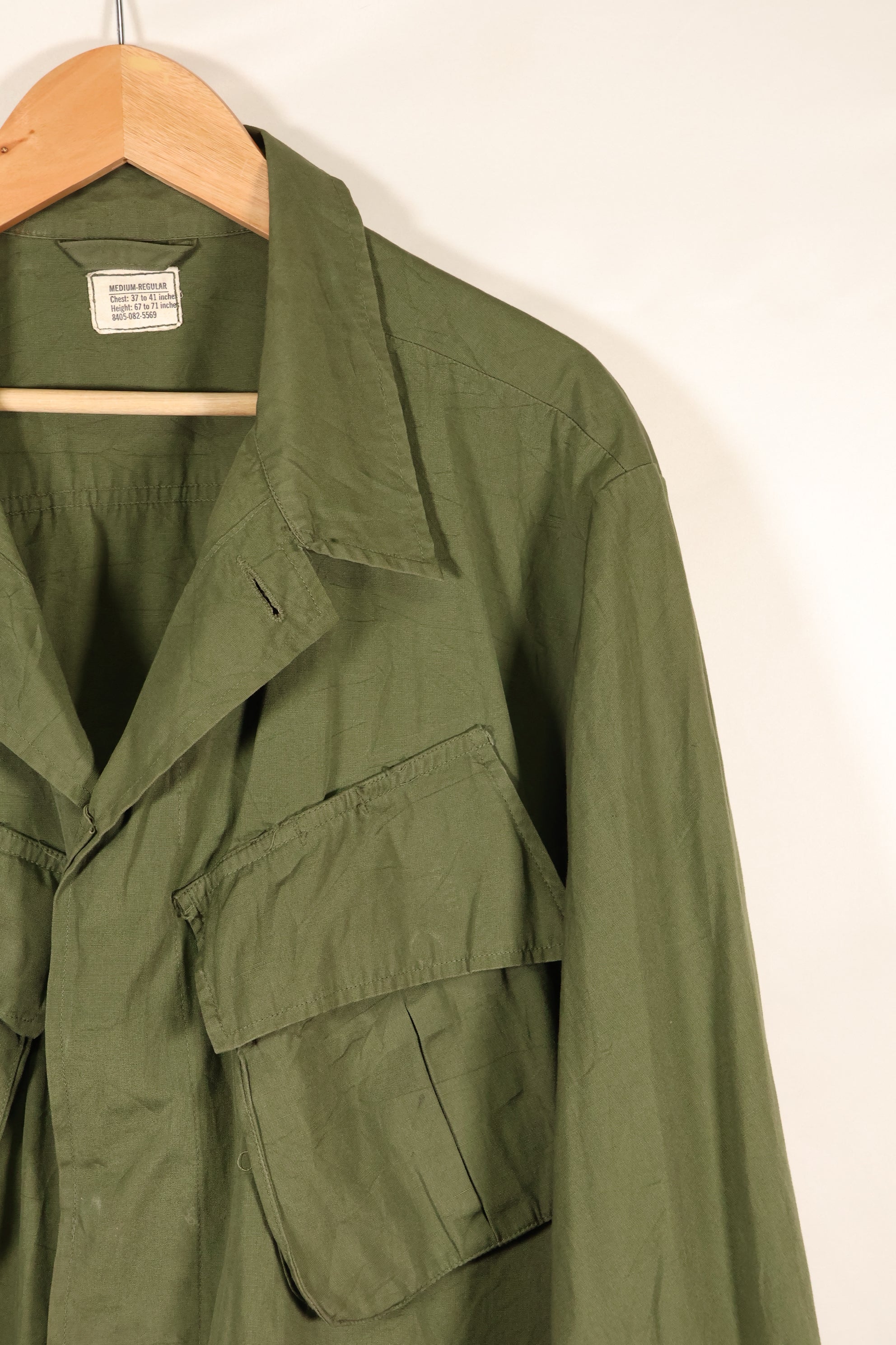 1966-67 Contract M-R Non Rip 3rd Model Jungle Fatigue Jacket in good condition.