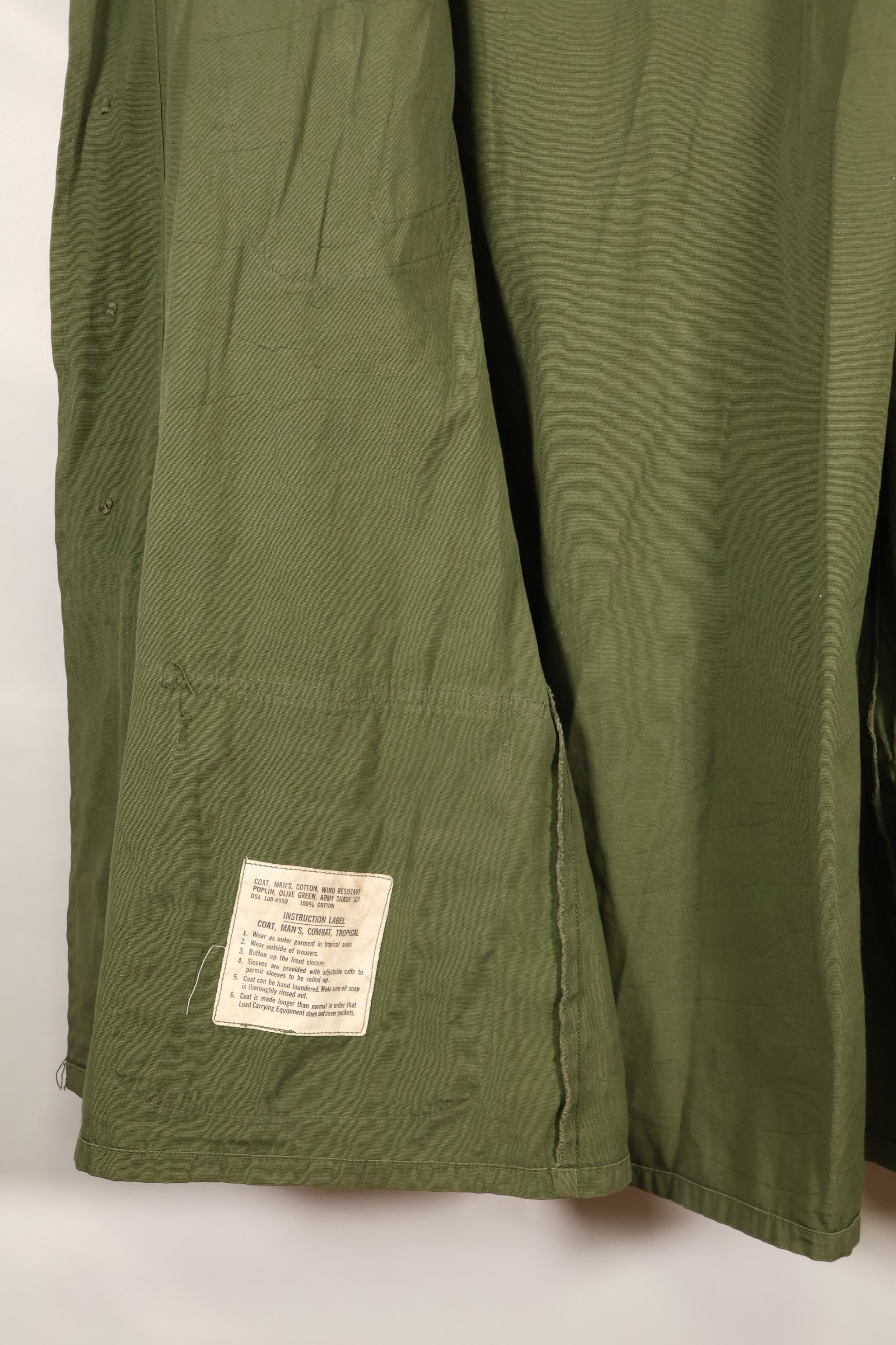 1966-67 Contract M-R Non Rip 3rd Model Jungle Fatigue Jacket in good condition.