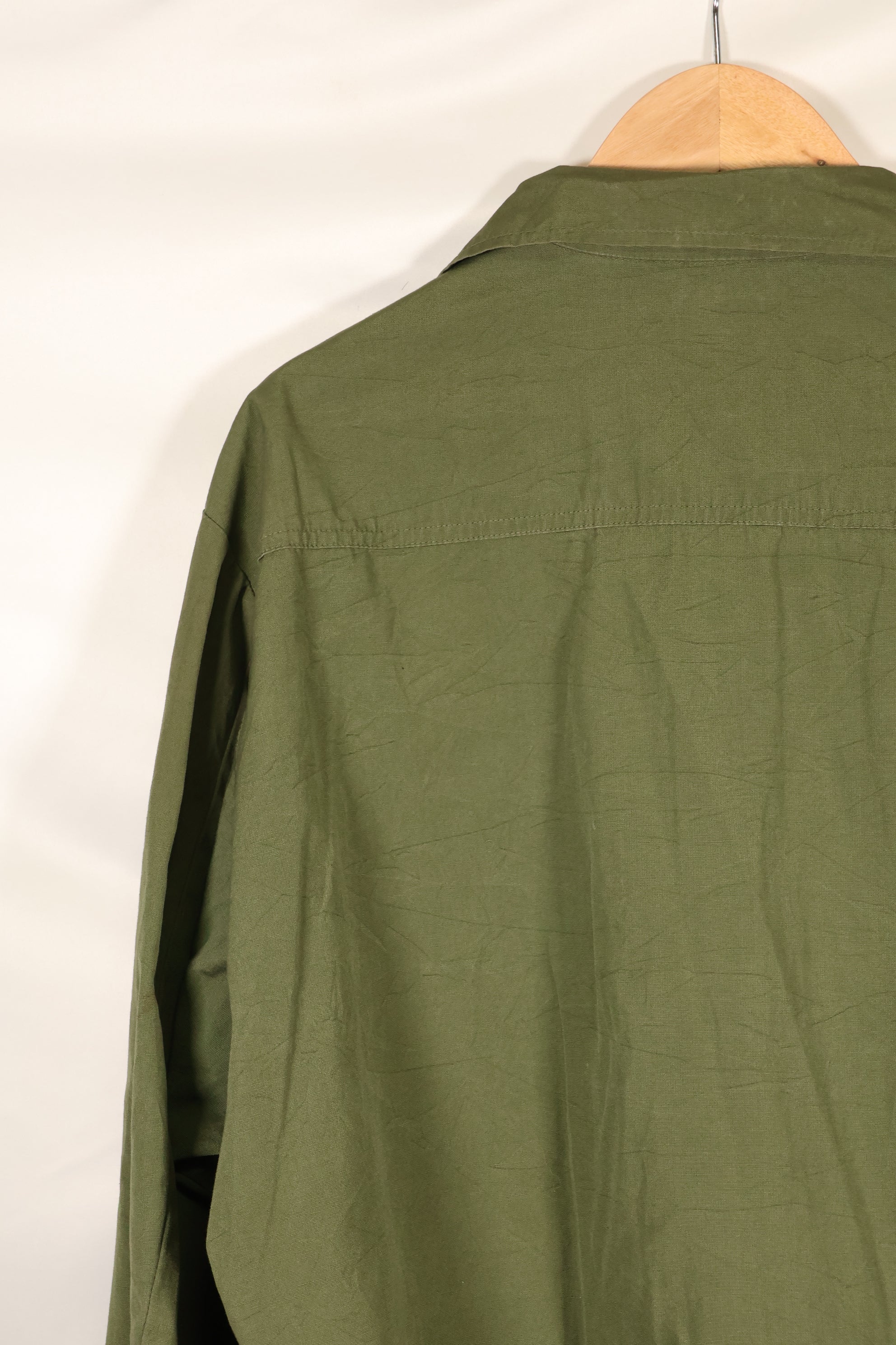 1966-67 Contract M-R Non Rip 3rd Model Jungle Fatigue Jacket in good condition.