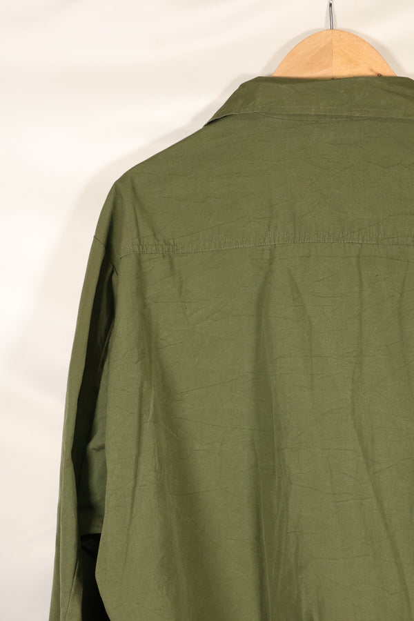 1966-67 Contract M-R Non Rip 3rd Model Jungle Fatigue Jacket in good condition.