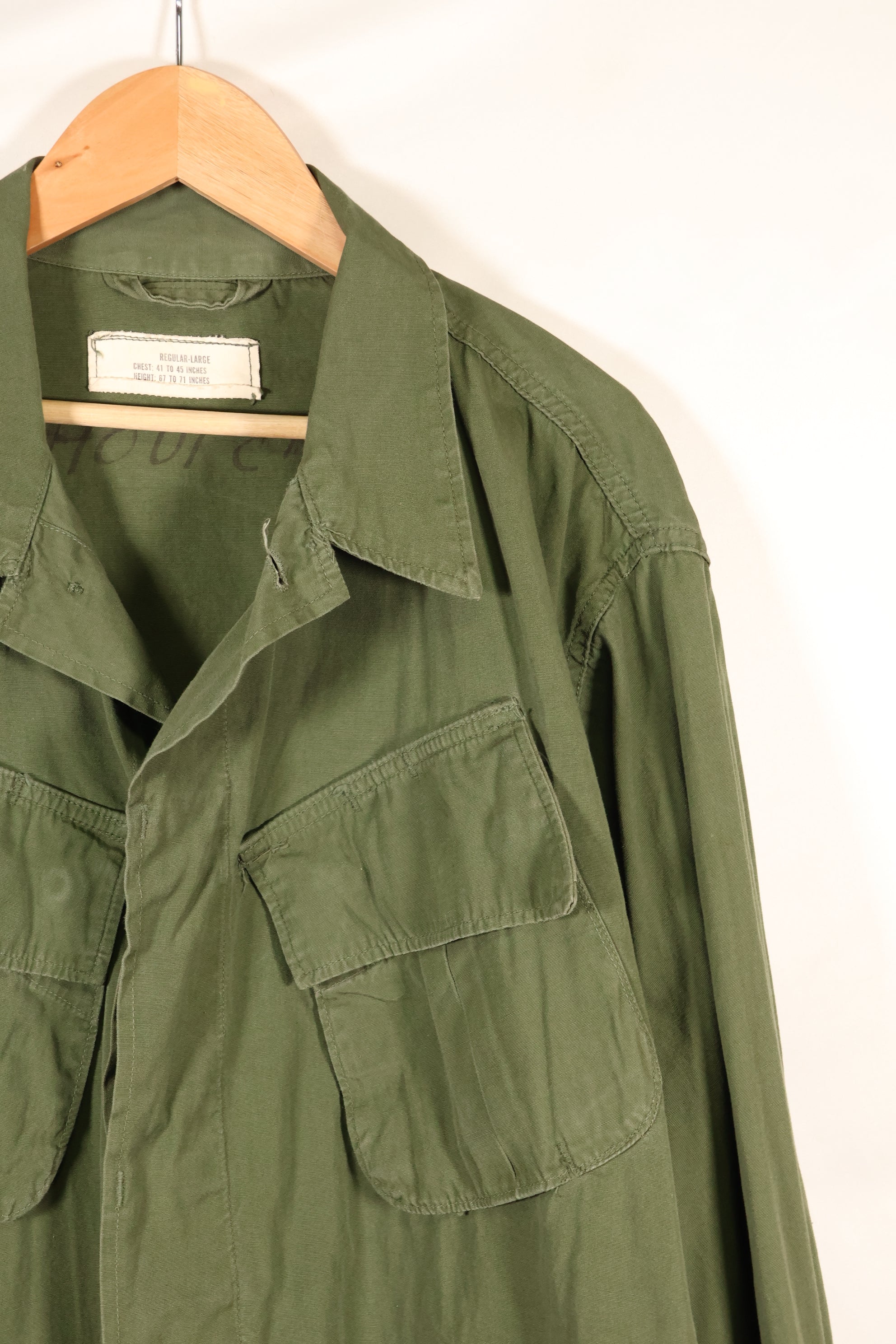 Circa 1966-67 L-R 2nd Model 3rd Model eclectic jungle fatigues jacket, used, good condition.