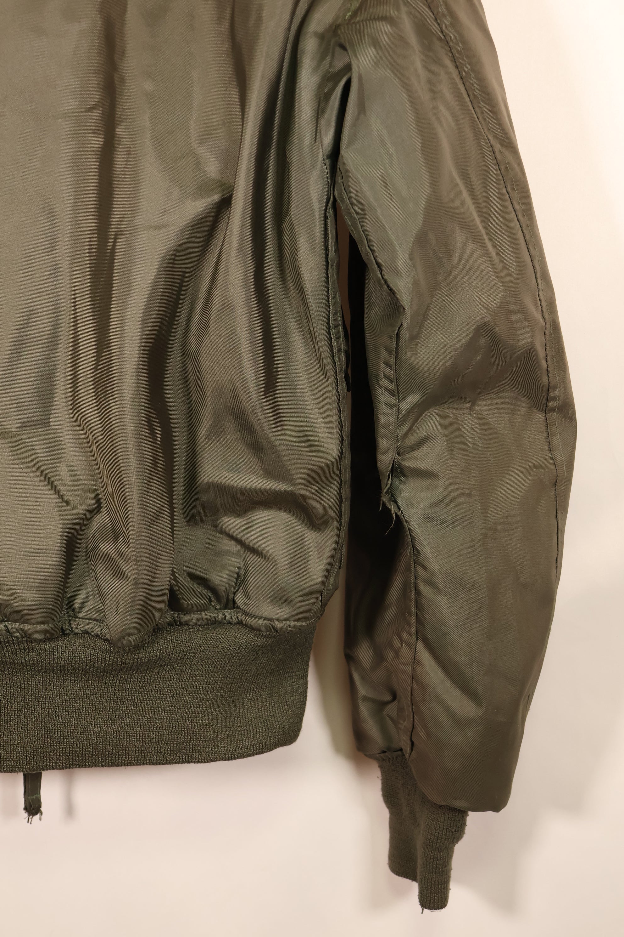 Estimated late 1980s; S–M; U.S. Navy; CWU-45P; Intermediate Flight Jacket; Used