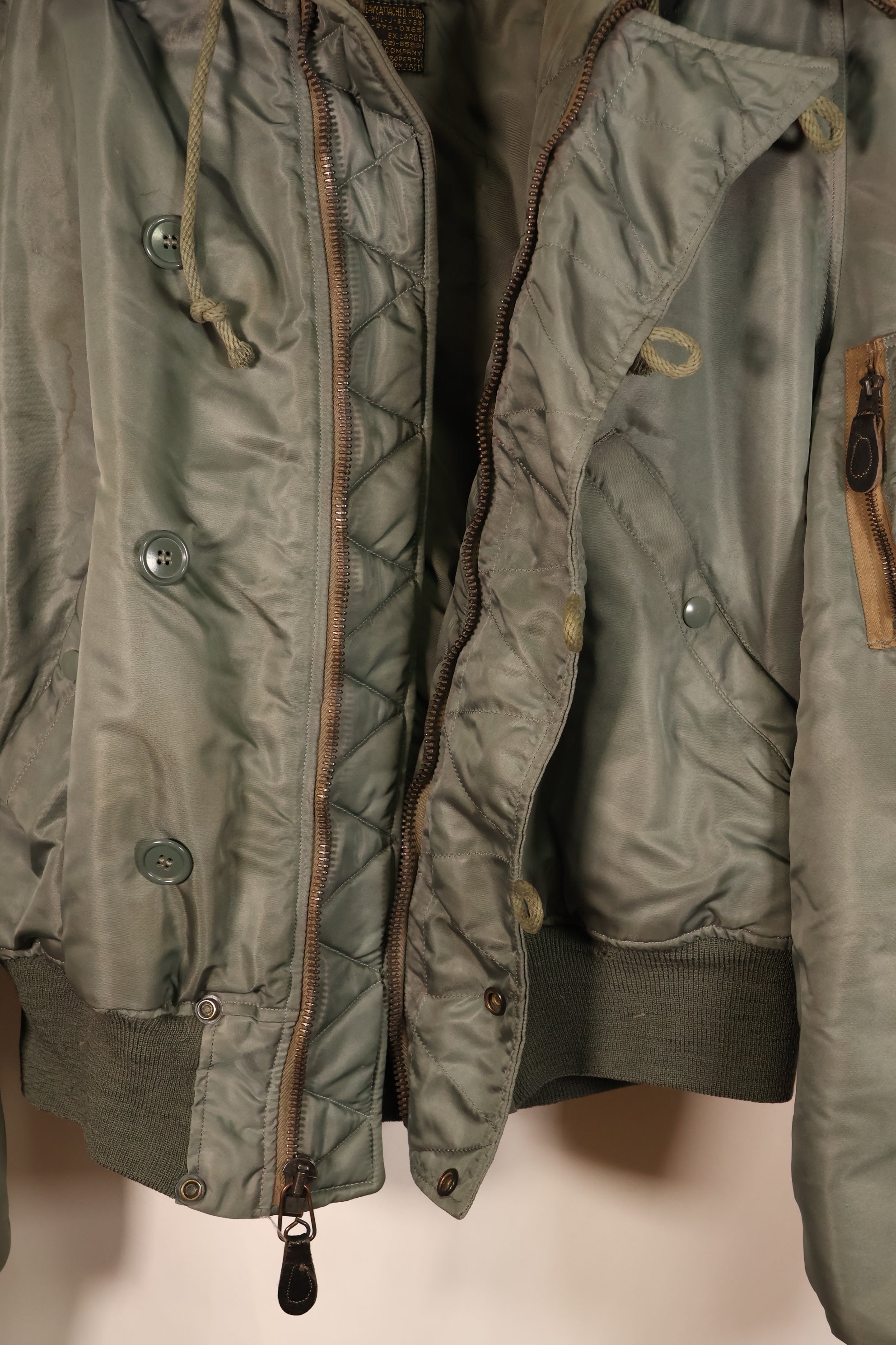 1950s EX-LARGE U.S. Air Force (USAF) N2-B Flight Jacket—Good Condition—Used