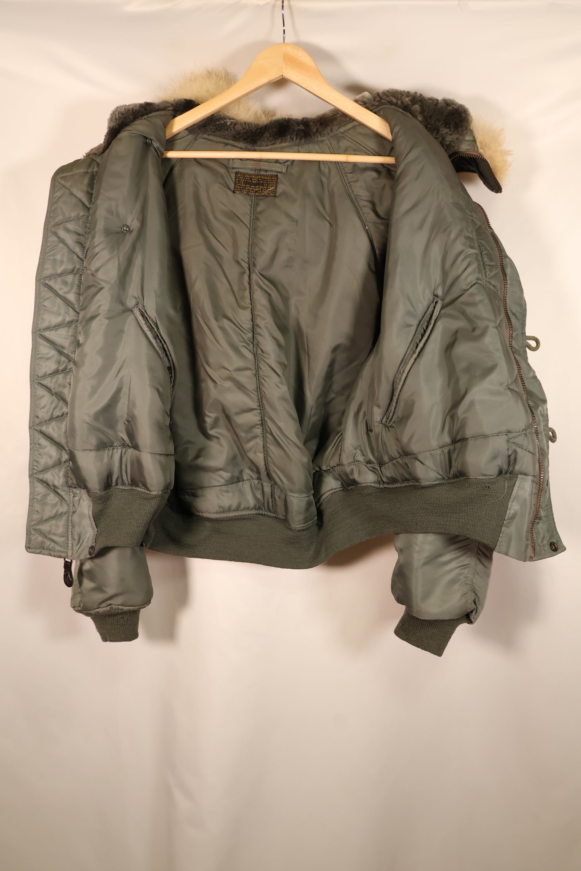 1950s EX-LARGE U.S. Air Force (USAF) N2-B Flight Jacket—Good Condition—Used