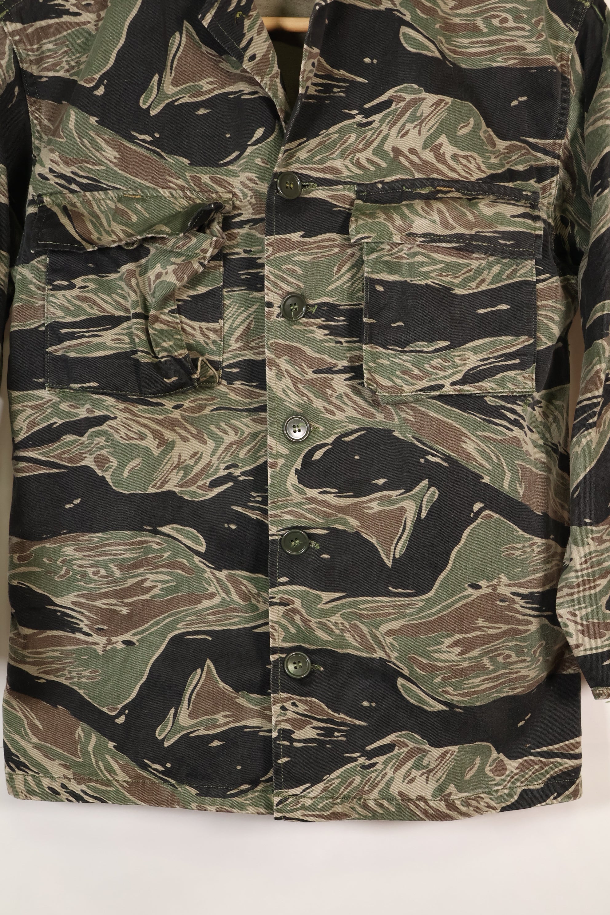 1960s Japanese Silver Tiger Asian Cut shirt, tiger stripe, used, no cuffs.