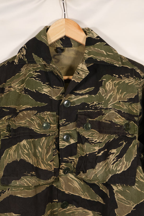 Real US-S Okinawa Tiger Tiger Stripe US Cut Shirt Japanese Mainland Sewing Used
