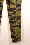 Early 1970s | Size S–M | VNMC | 5th Pattern | Tiger Stripe | Ripstop Fabric | Pants | Virtually Unused