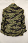 Mid-1960s US Cut Okinawa Tiger Lime Green Color Tiger Stripe Shirt Used