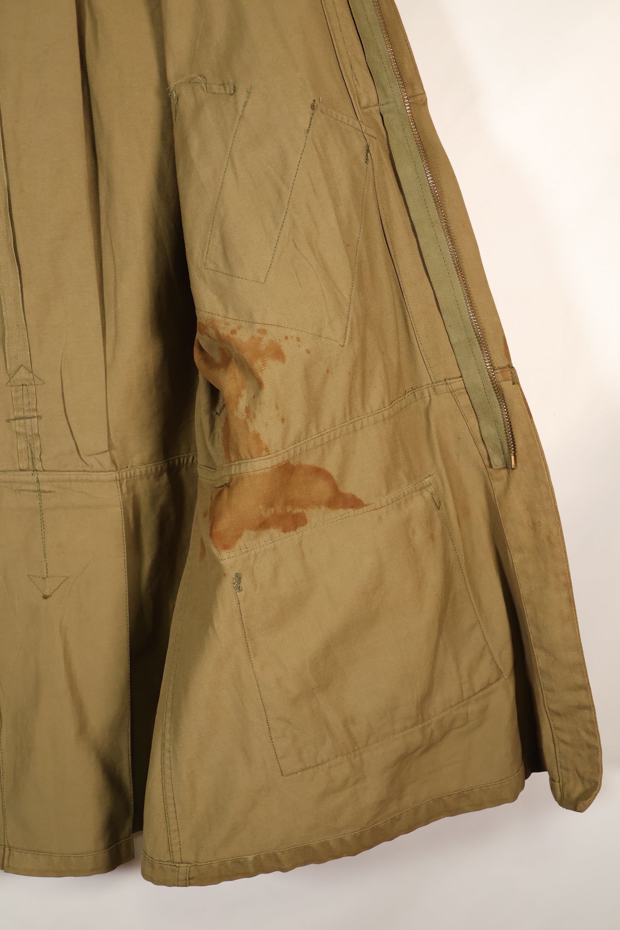 1940s 40R WWII M42 jump jacket without waist belt, stained, used.