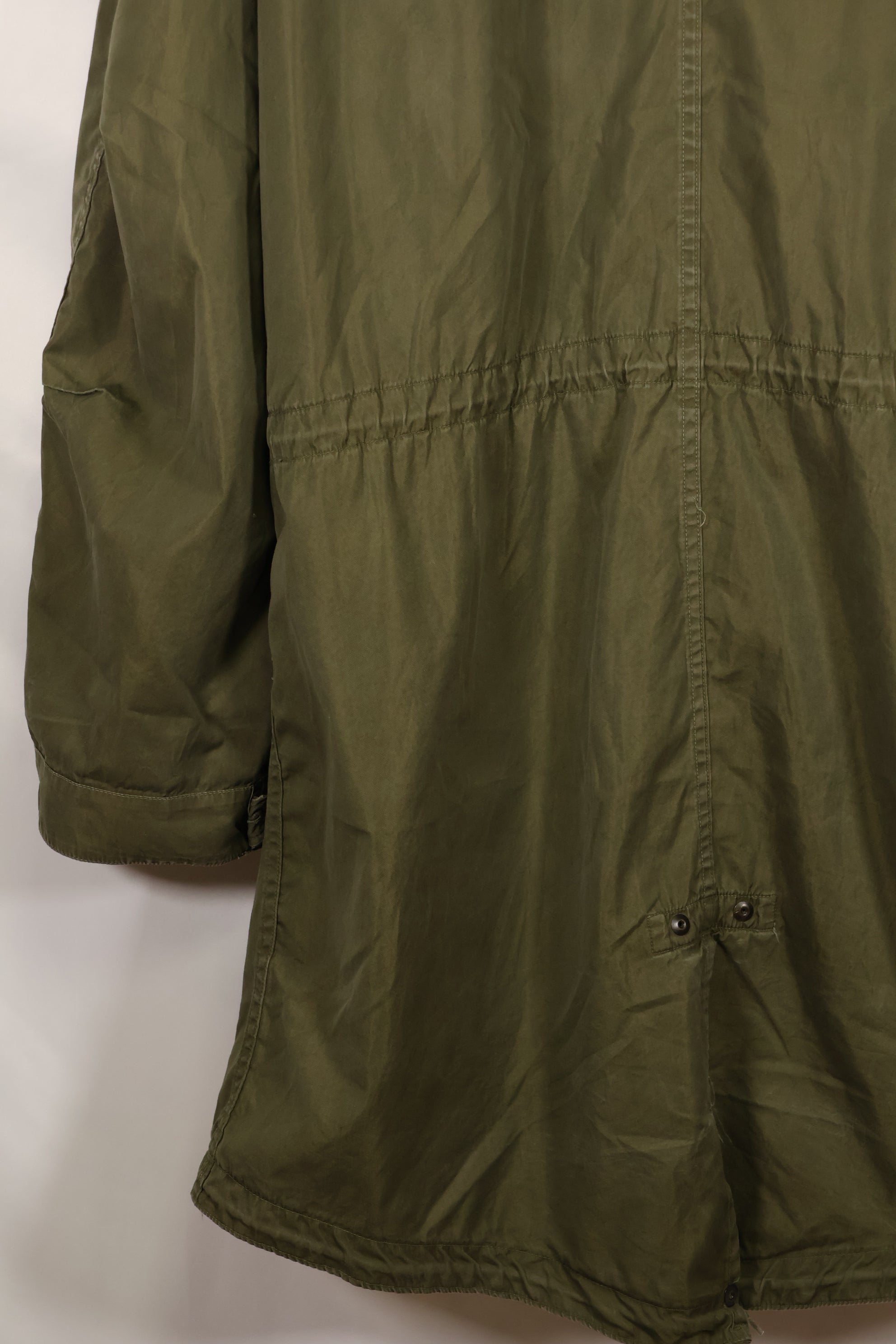 Early 1950s MEDIUM US Army M51 Field Parka, shell only, used.