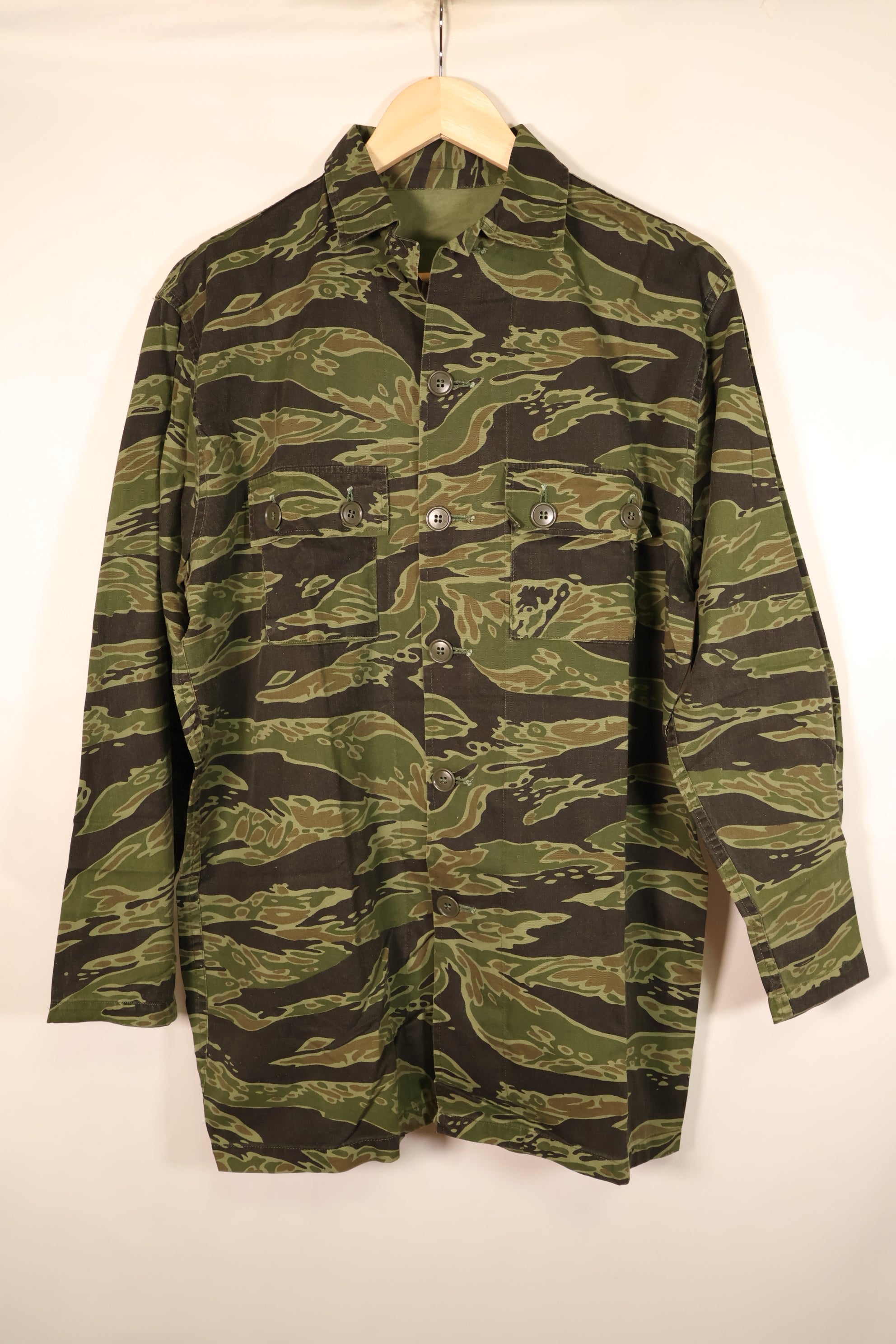 Late 1960s, Size M, Late War Lightweight, Dark-Colored, Tiger-Stripe Shirt, Used