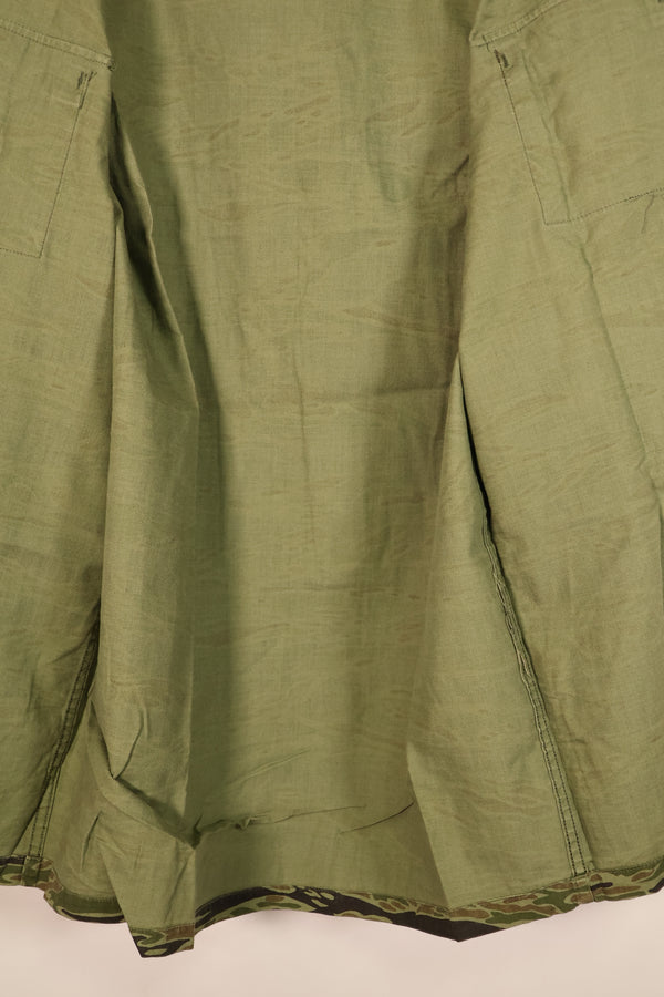Late 1960s, Size M, Late War Lightweight, Dark-Colored, Tiger-Stripe Shirt, Used