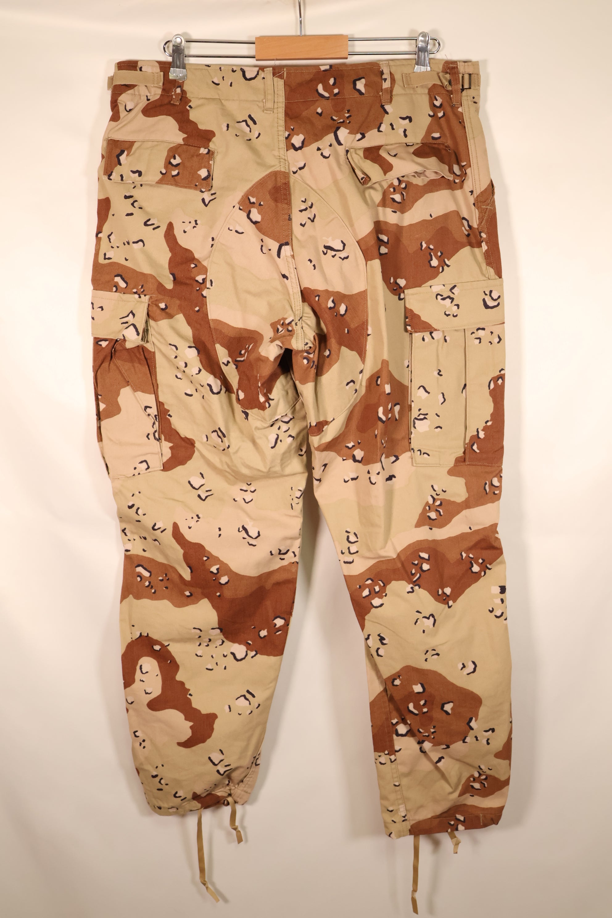 1983年契約　L-R　6Cデザート迷彩パターン　チョコチップ迷彩　BDU　パンツ　中古品