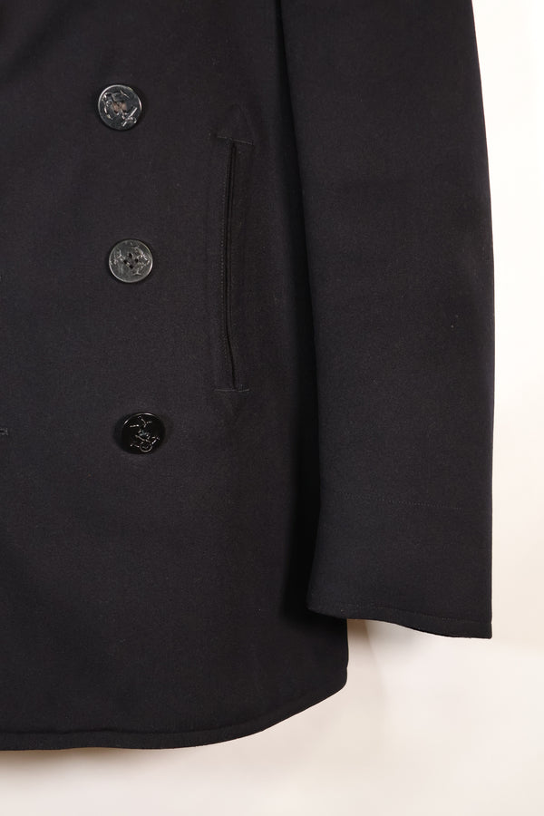 1940's estimated 38 approx. 10 buttons U.S. Navy pea coat in good condition B