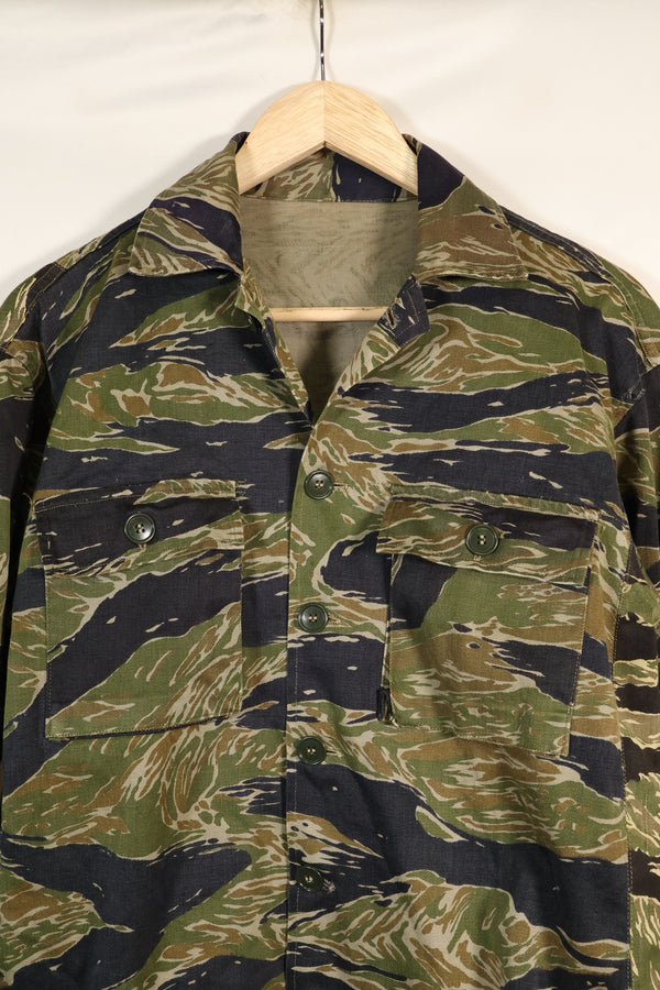 1960's Japanese made Silver Tiger Shirt Asian Cut with separate fabric size modification, used.