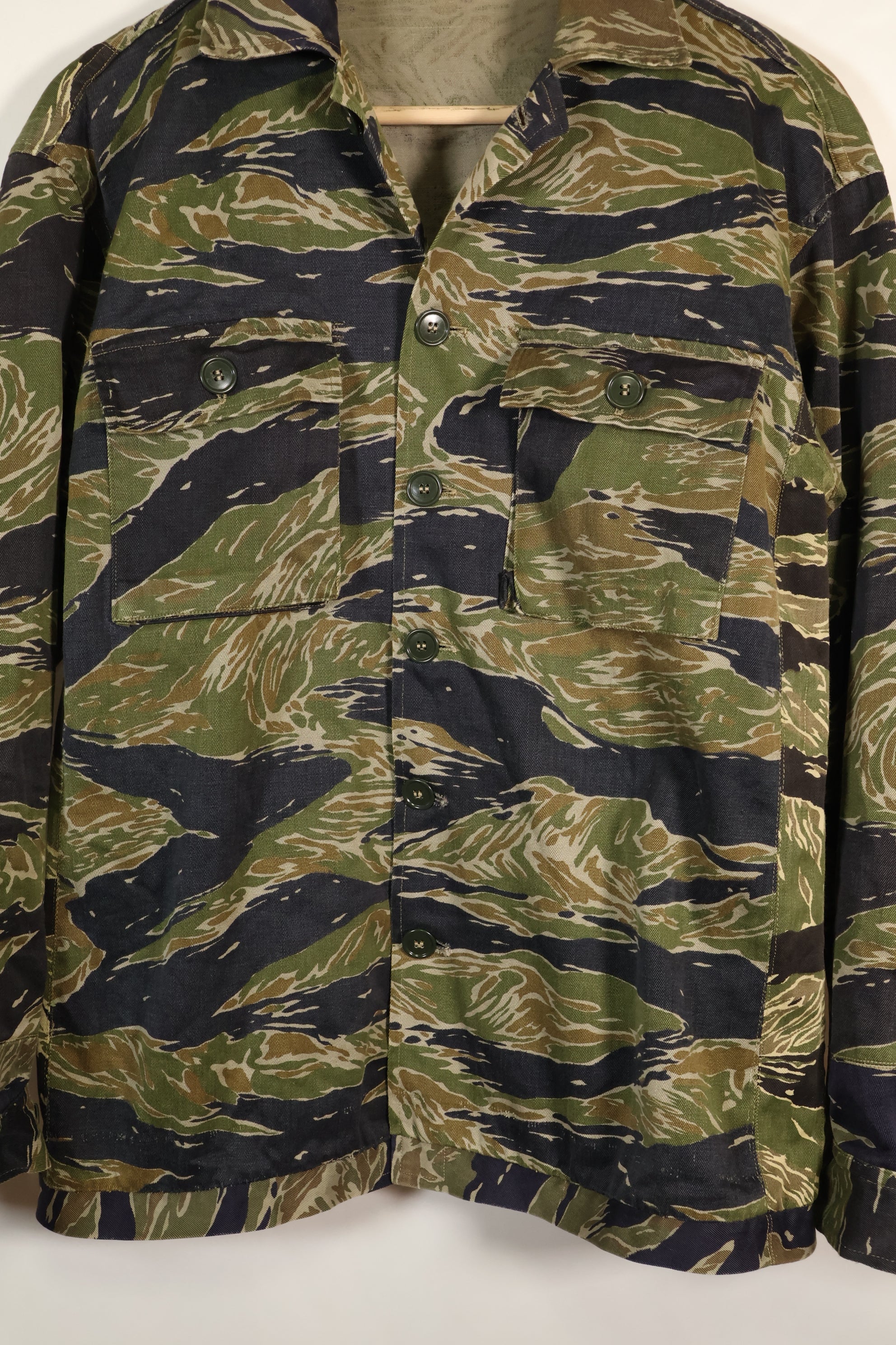 1960's Japanese made Silver Tiger Shirt Asian Cut with separate fabric size modification, used.