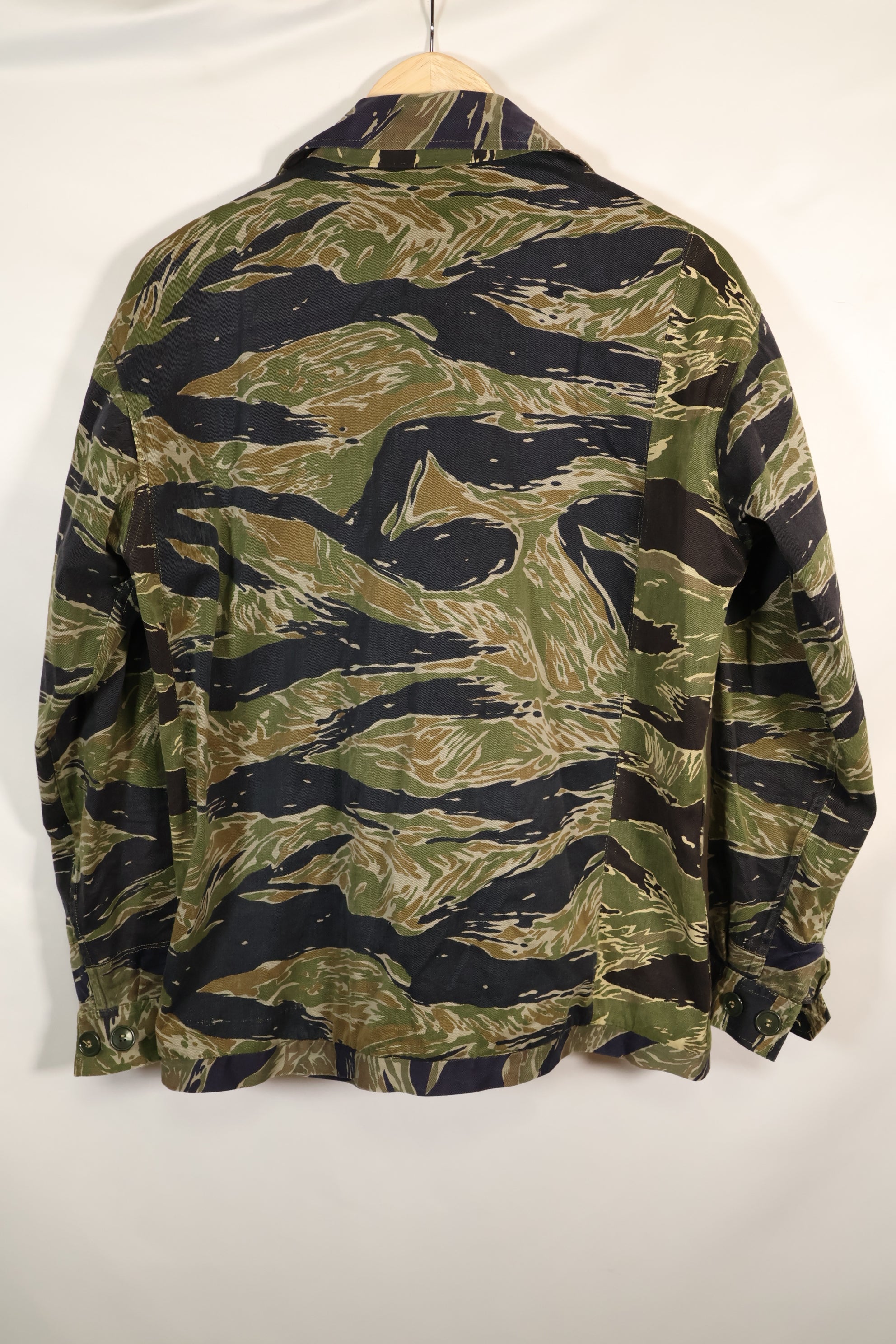 1960's Japanese made Silver Tiger Shirt Asian Cut with separate fabric size modification, used.