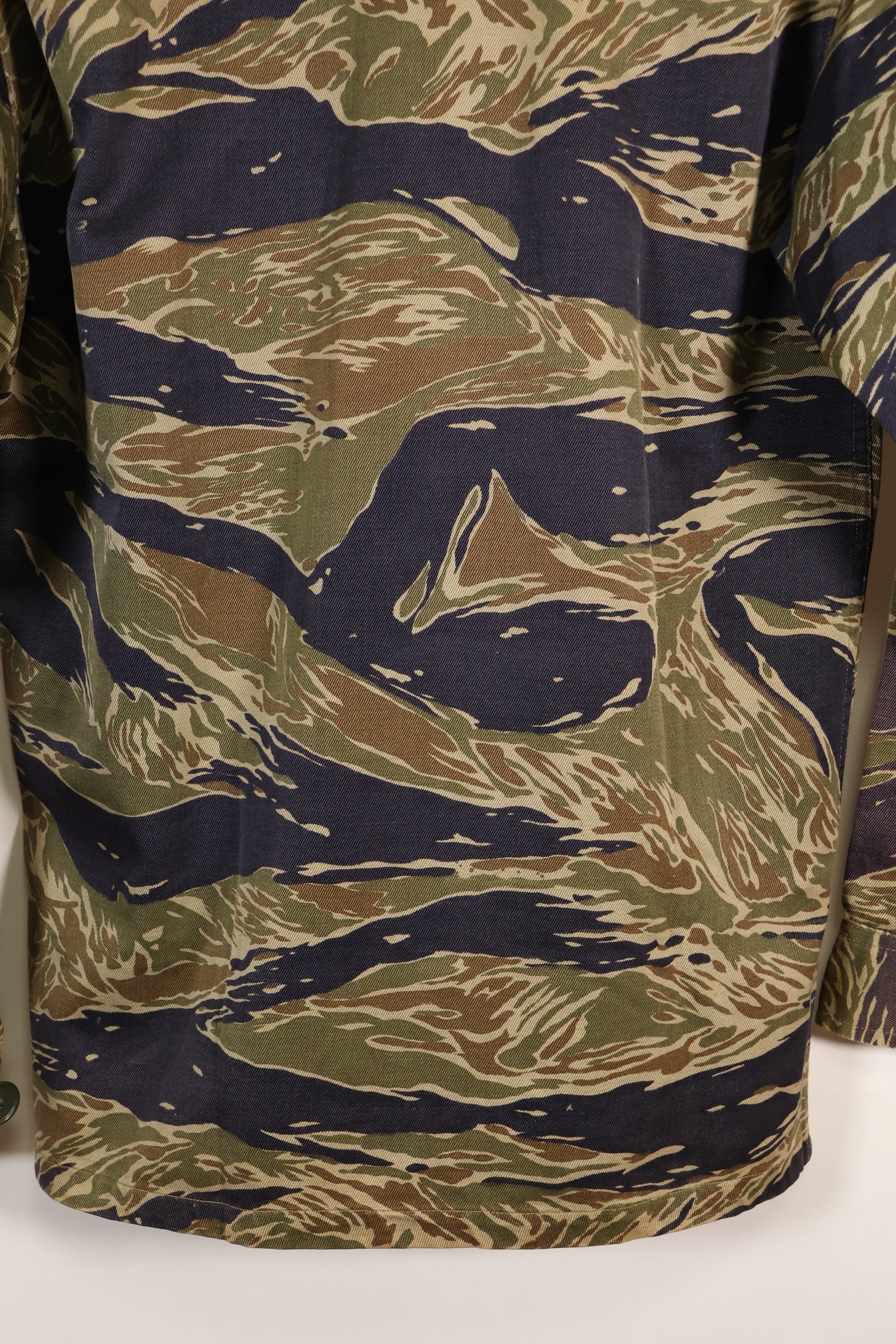 1960's semi Japanese silver tiger shirt, Asian cut, little fading, used.