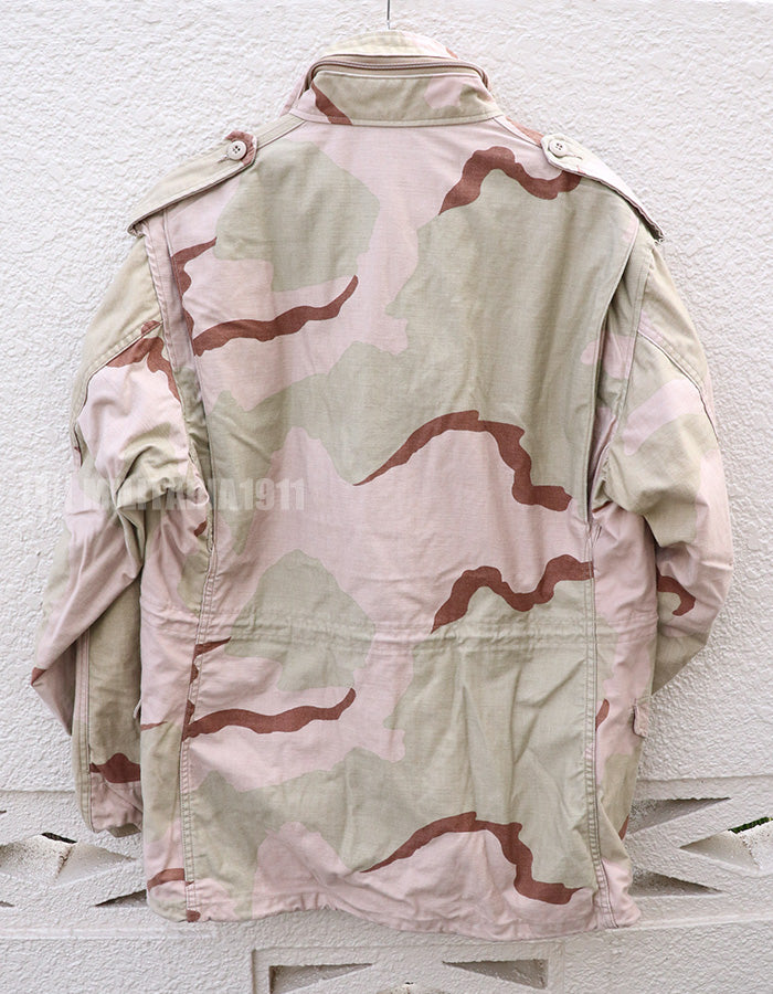 USAF 3C Desert Camouflage M65 Field Jacket, 1991, with insignia.