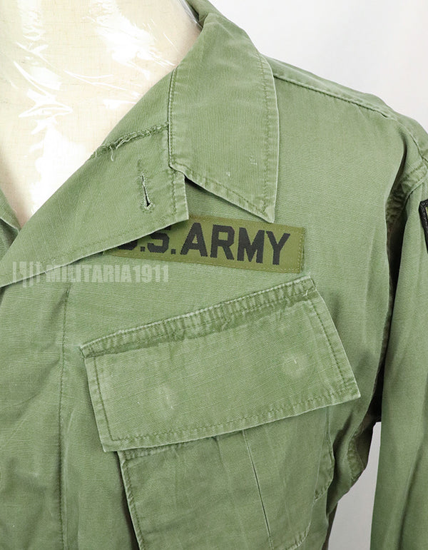 Original 3rd model, ripstop fabric, jungle fatigues, with patches, good condition, 1969 contract.