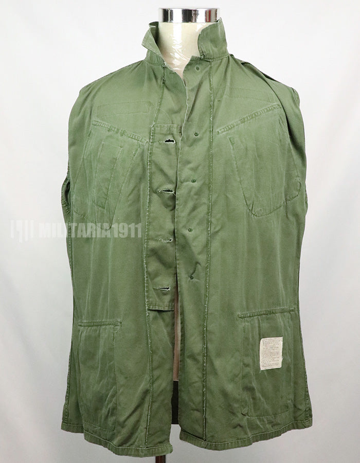 Original 3rd model, ripstop fabric, jungle fatigues, with patches, good condition, 1969 contract.