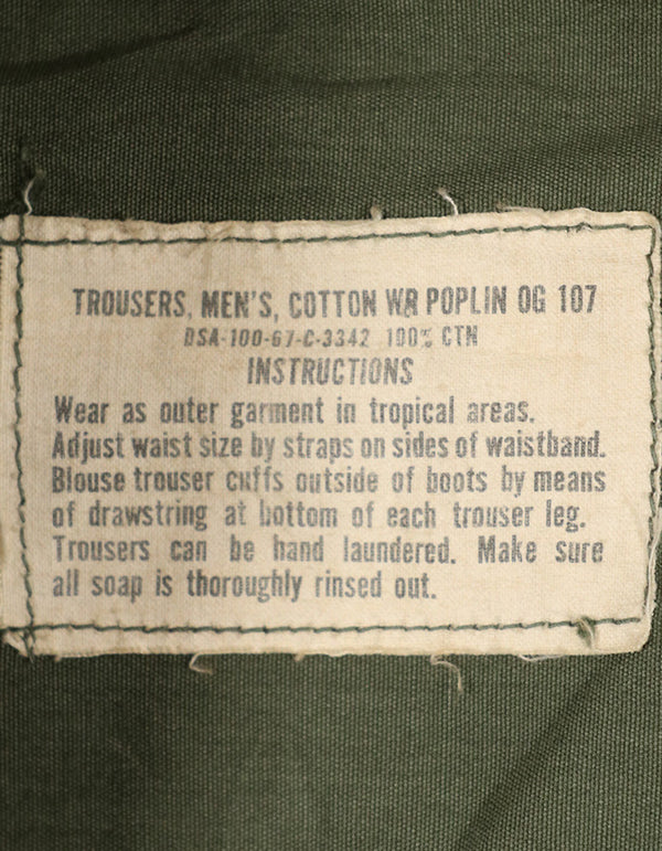 Real 1967 Poplin jungle fatigues pants, used, button damaged.